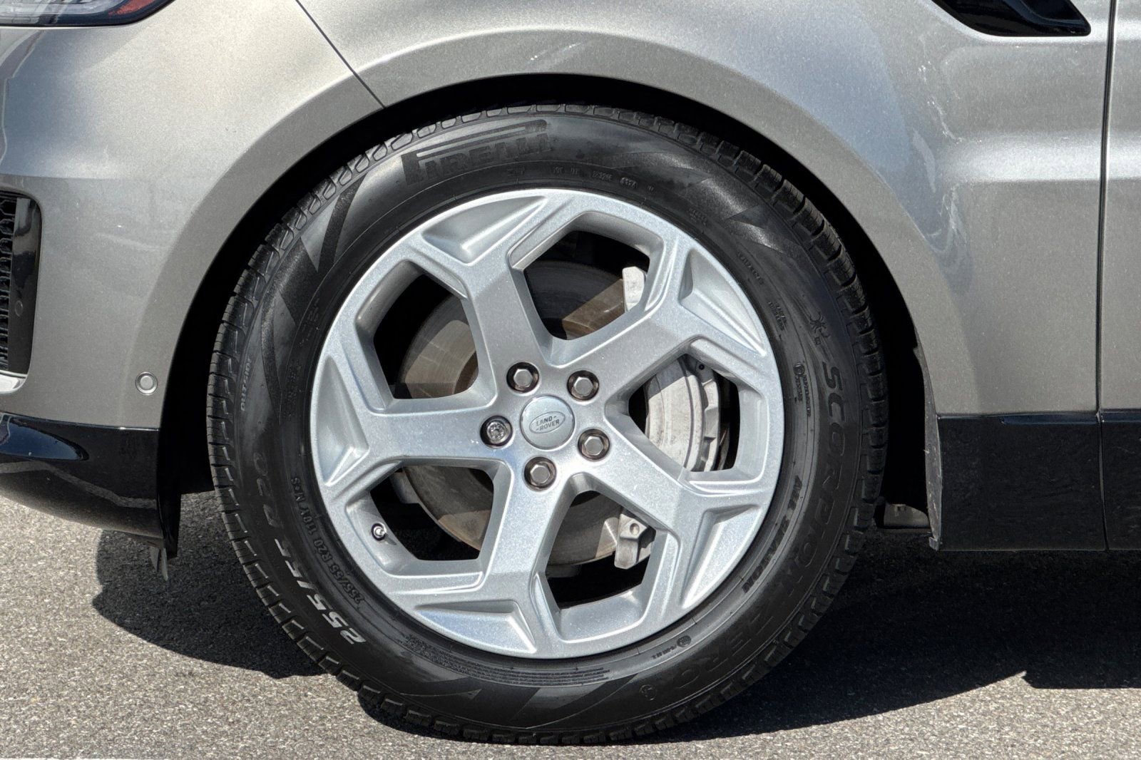 Used 2020 Land Rover Range Rover Sport HSE image 33