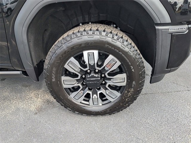 New 2026 GMC Sierra 2500 Denali w/ Denali Reserve Package image 11