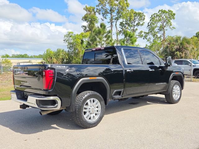 Used 2024 GMC Sierra 2500 SLT w/ SLT Premium Package AWD/4WD image 4