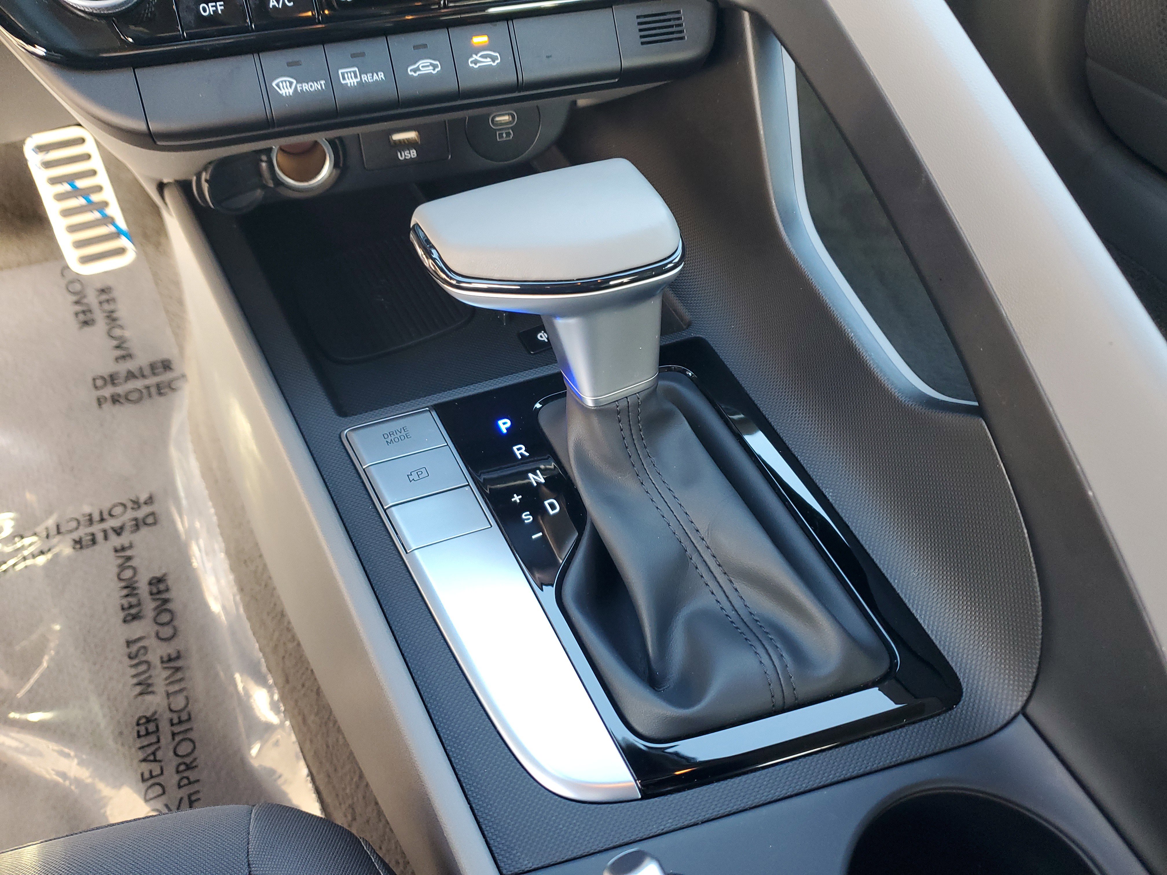 Used 2025 Hyundai Elantra Sport image 24