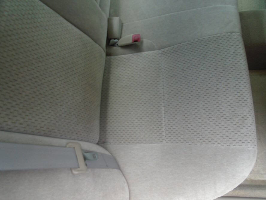 Used 2004 Toyota Camry LE FWD image 21