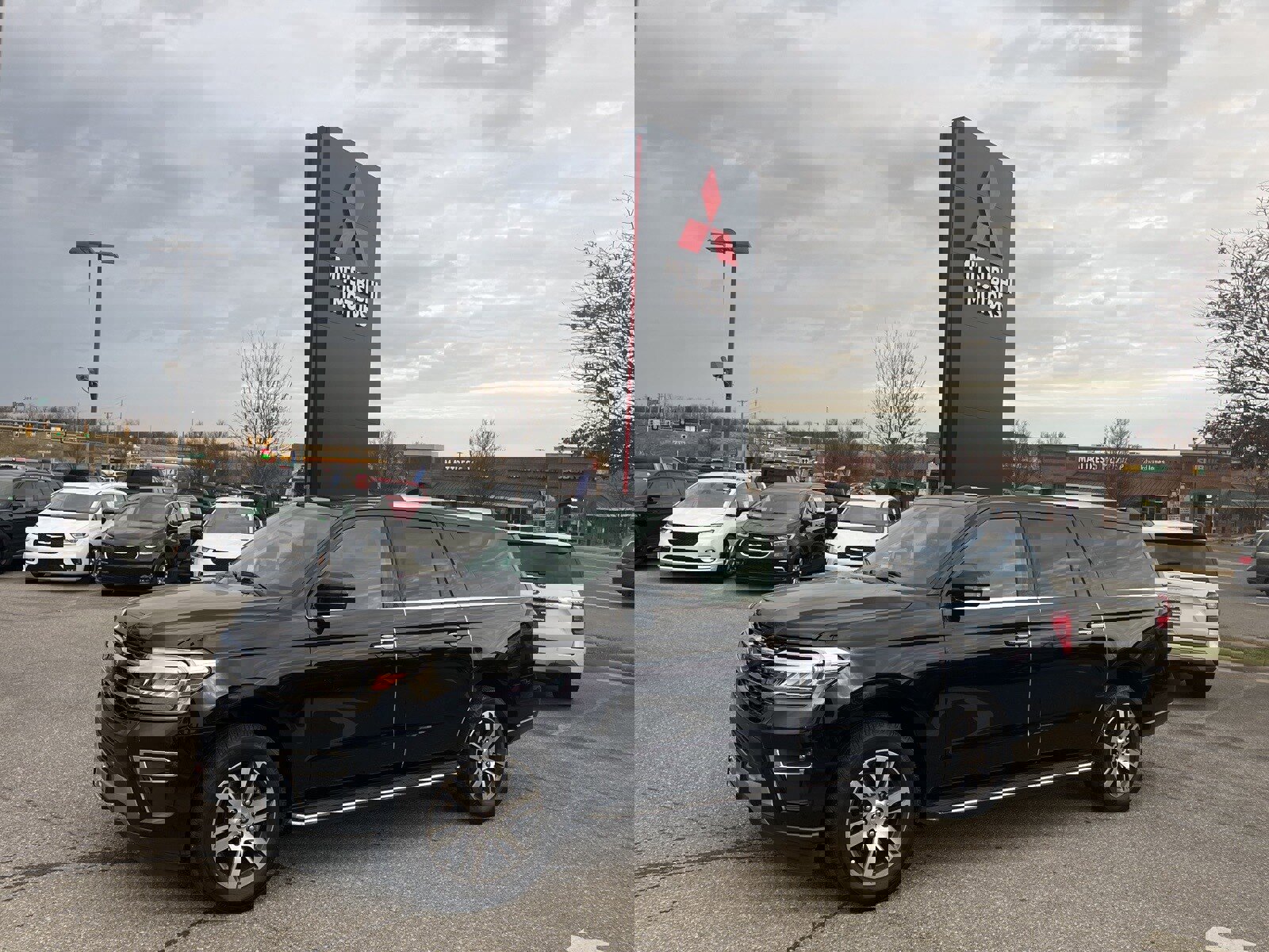 Used 2023 Ford Expedition Max Limited