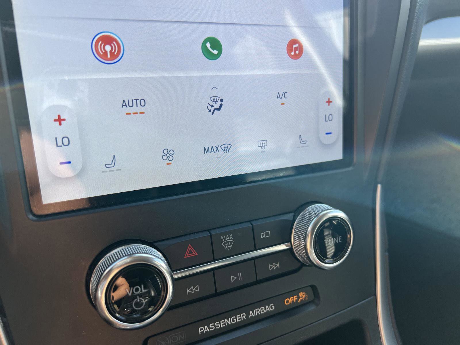 Used 2023 Ford Edge SEL image 26