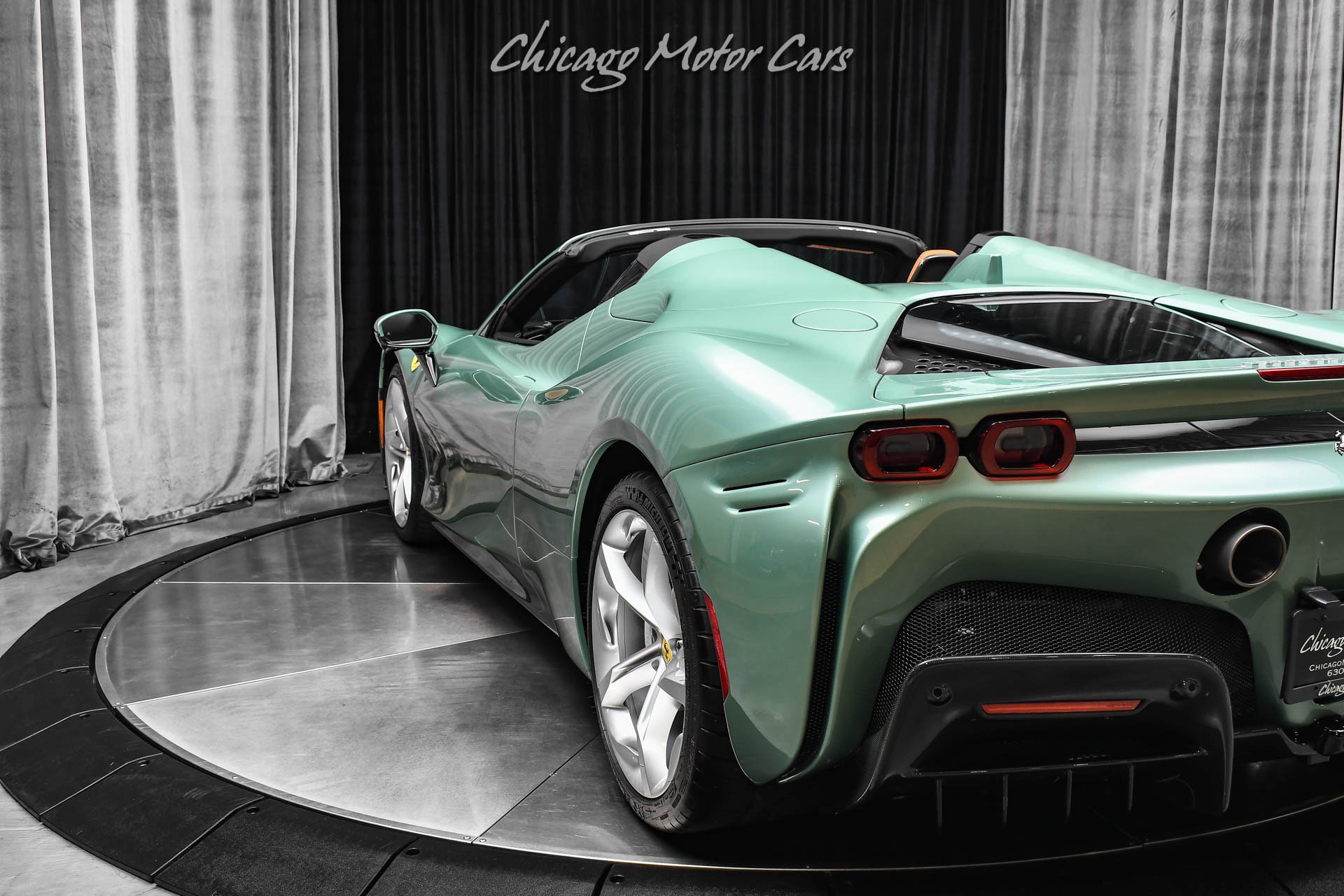 Used 2025 Ferrari SF90 Spider image 41