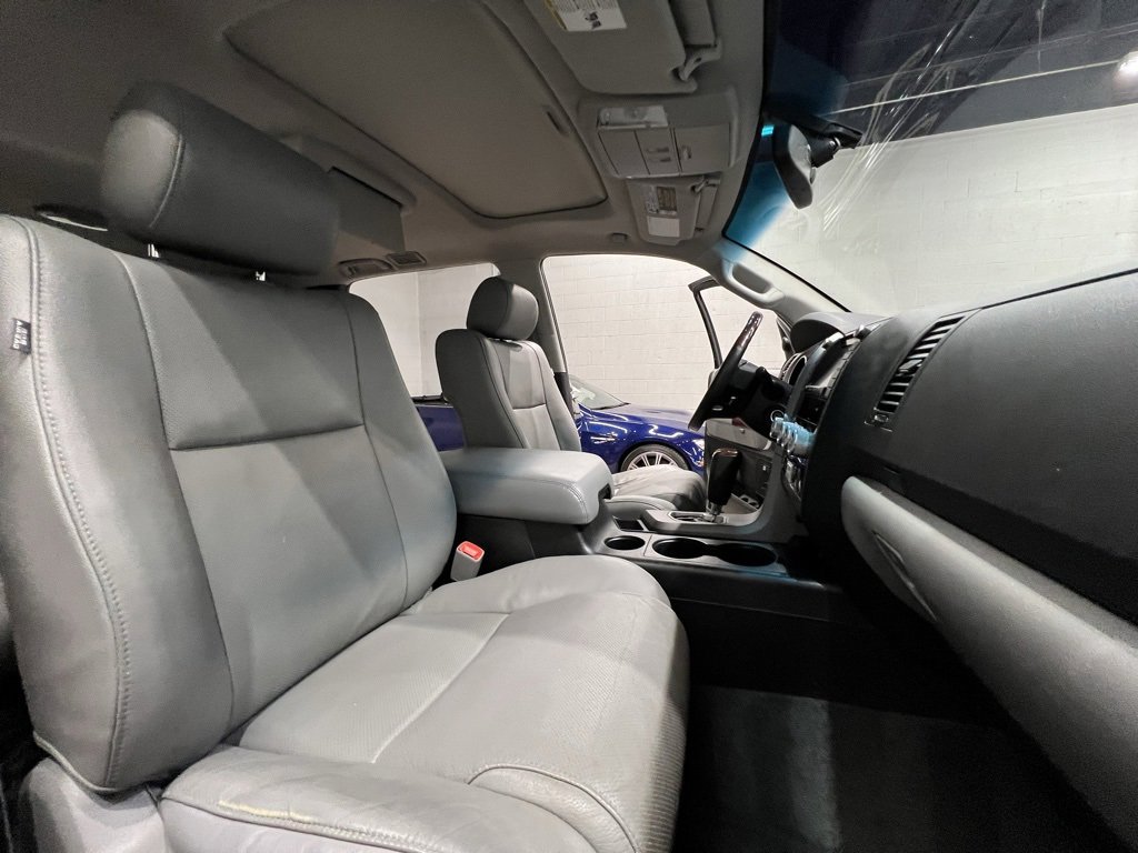 Used 2012 Toyota Sequoia Platinum image 39