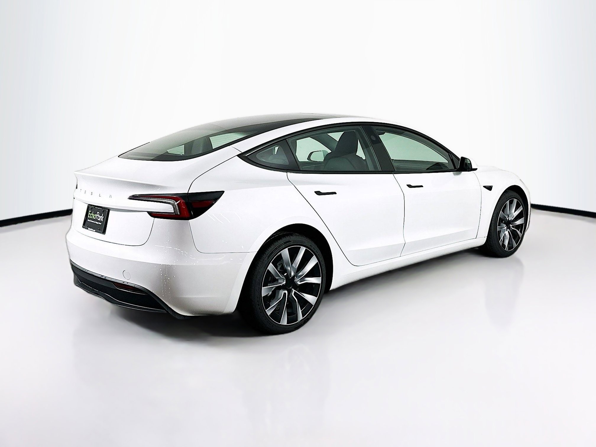 Used 2025 Tesla Model 3 Long Range image 9