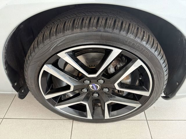 Used 2018 Volvo S60 T5 Dynamic w/ Protection Package image 14