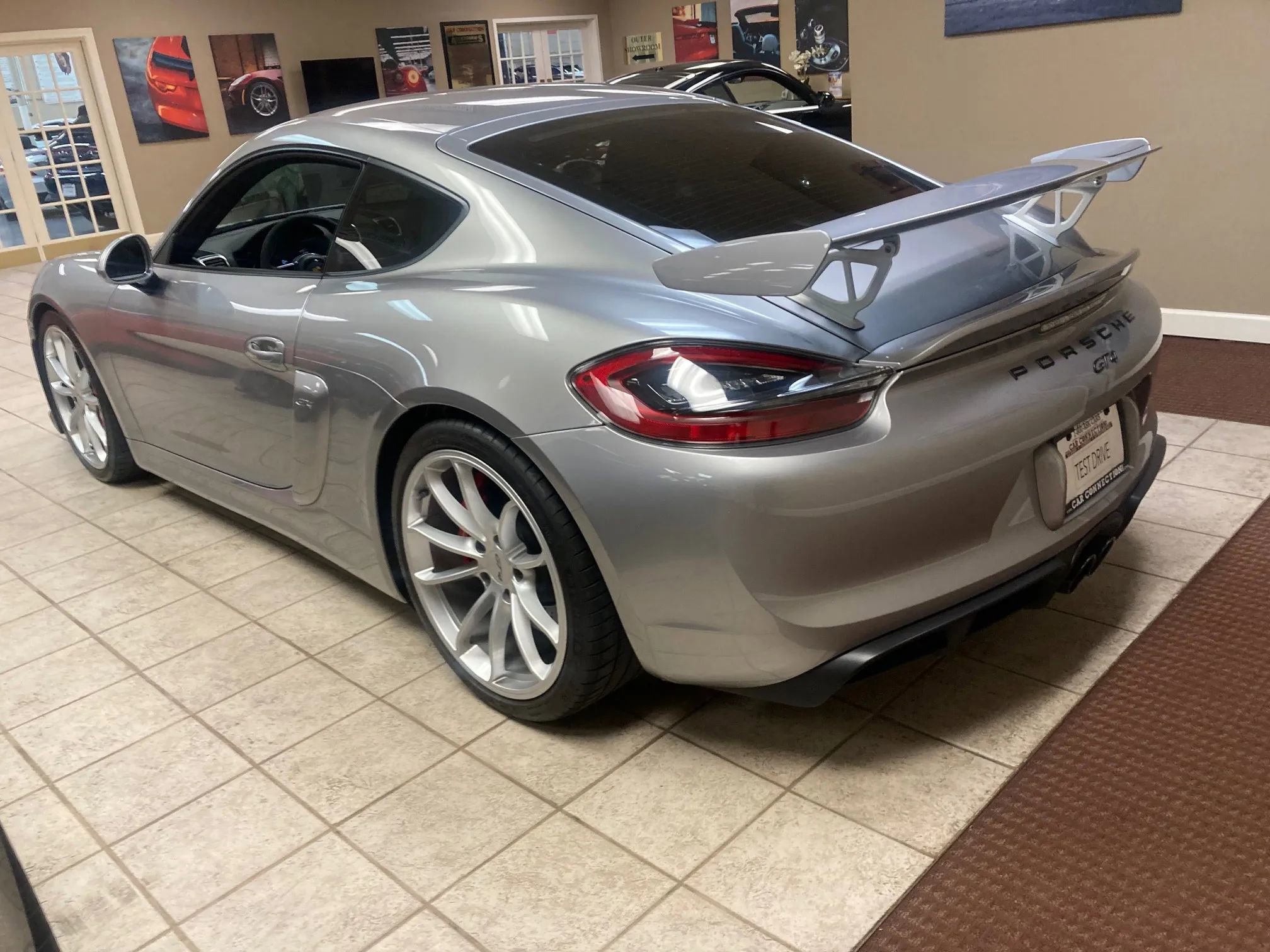 Used 2016 Porsche Cayman GT4 image 4