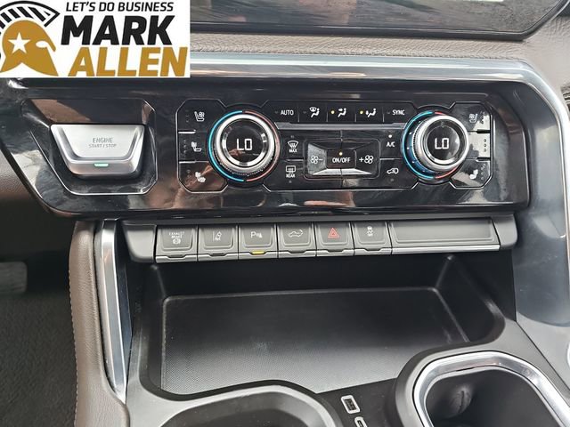 Used 2024 GMC Sierra 3500 Denali AWD/4WD image 18