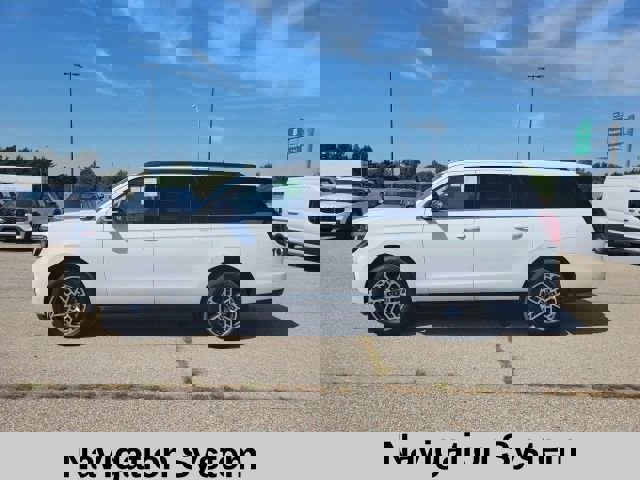 New 2025 Ford Expedition Max Active image 3