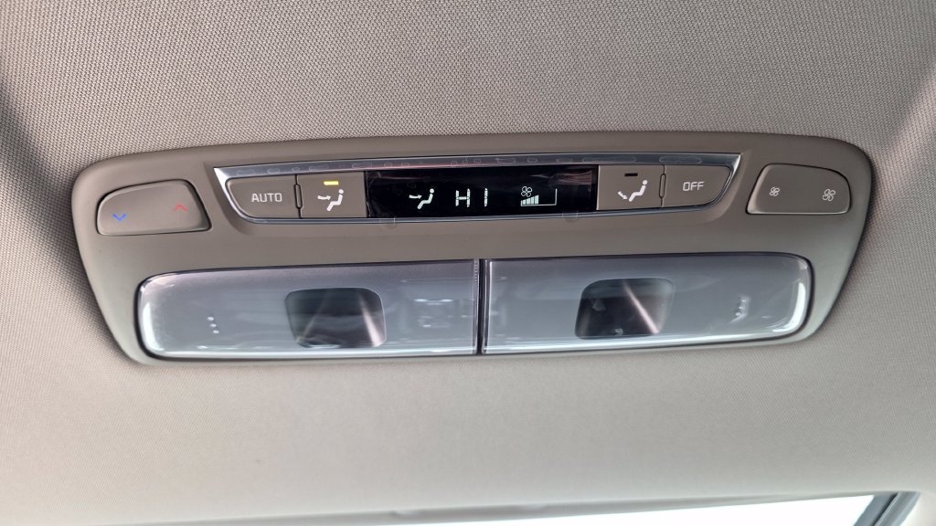 Used 2024 Kia Telluride S w/ S Sunroof Package AWD/4WD image 26