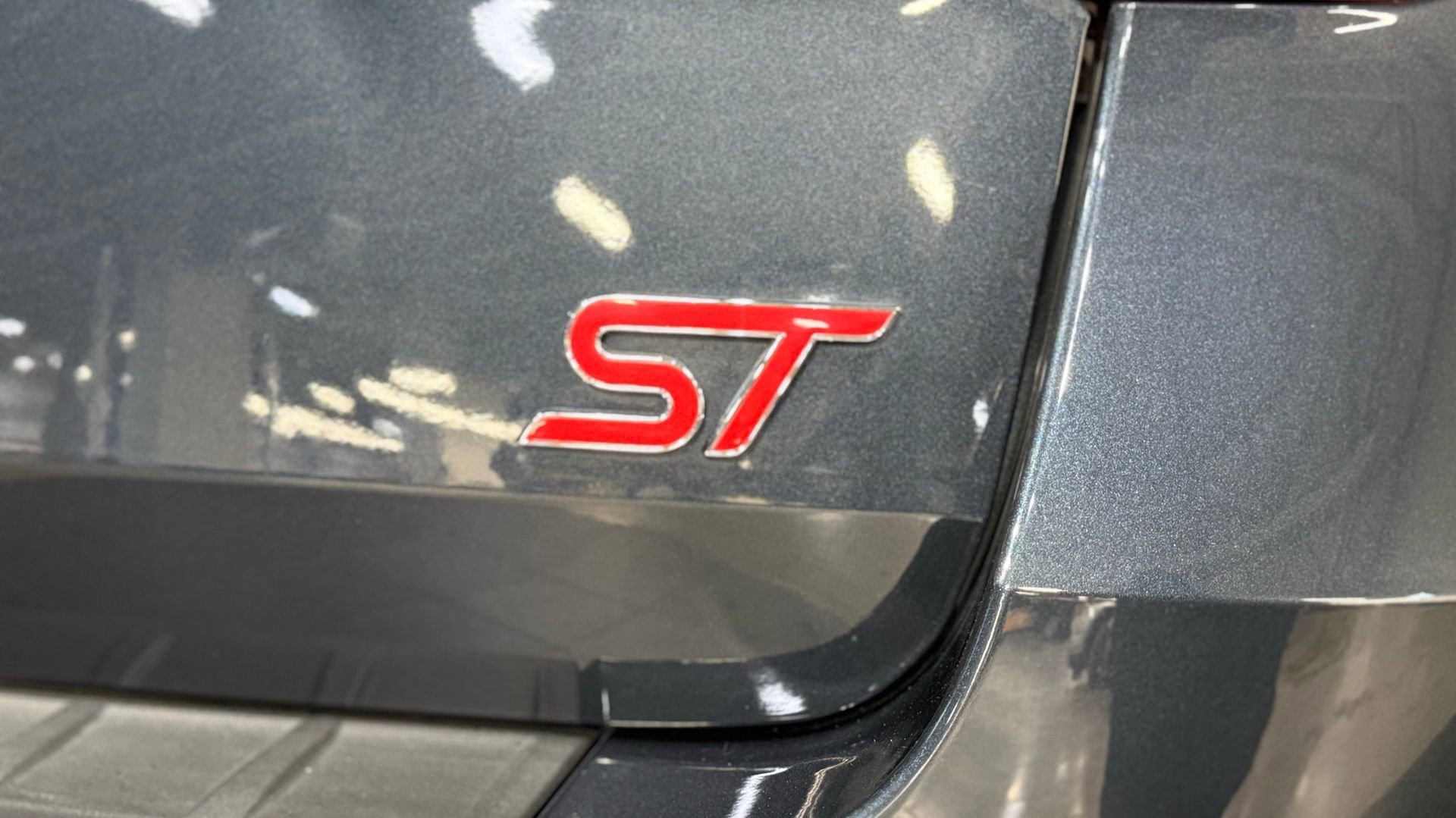 Used 2023 Ford Explorer ST w/ Equipment Group 401A image 33