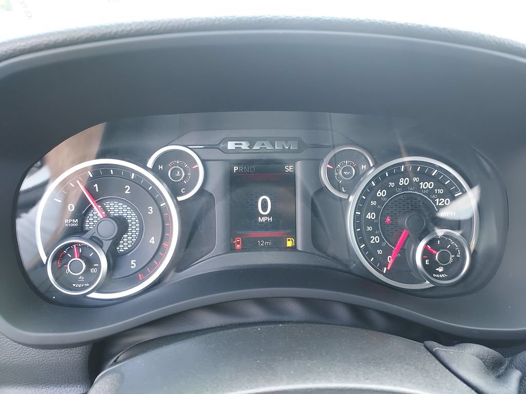 New 2027 RAM 2500 Tradesman AWD/4WD image 18