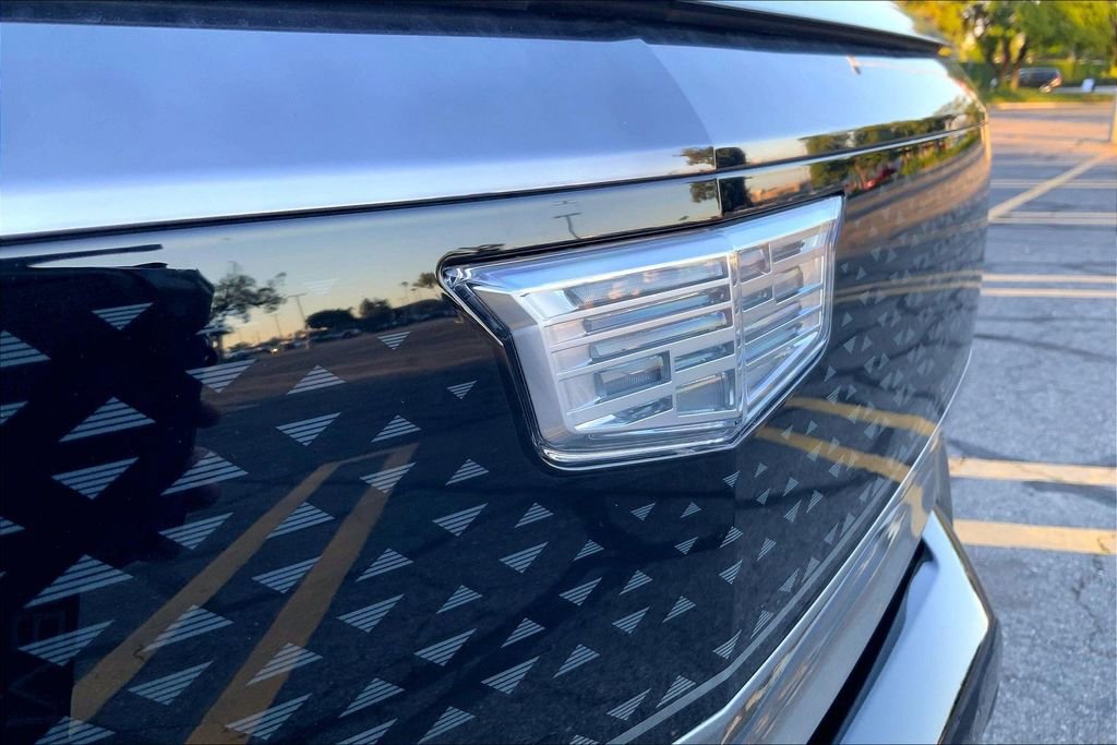New 2026 Cadillac Optiq Sport 2 image 34
