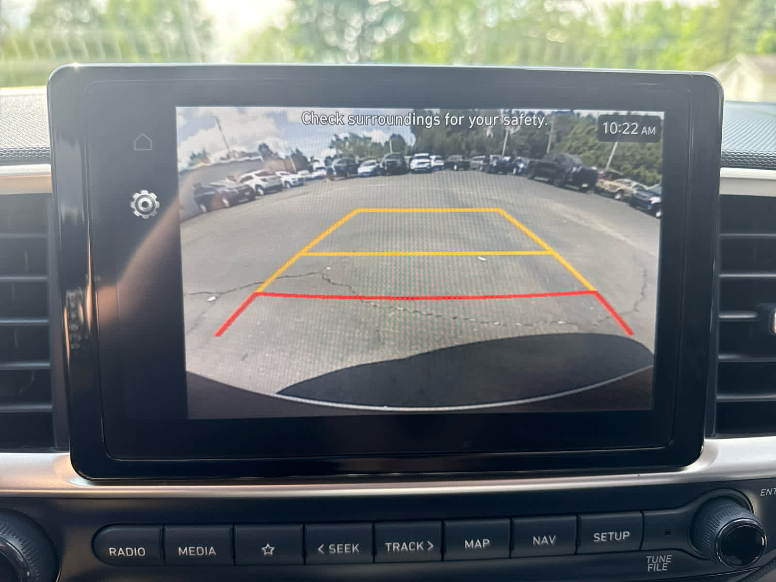 Used 2023 Hyundai Venue Limited image 22