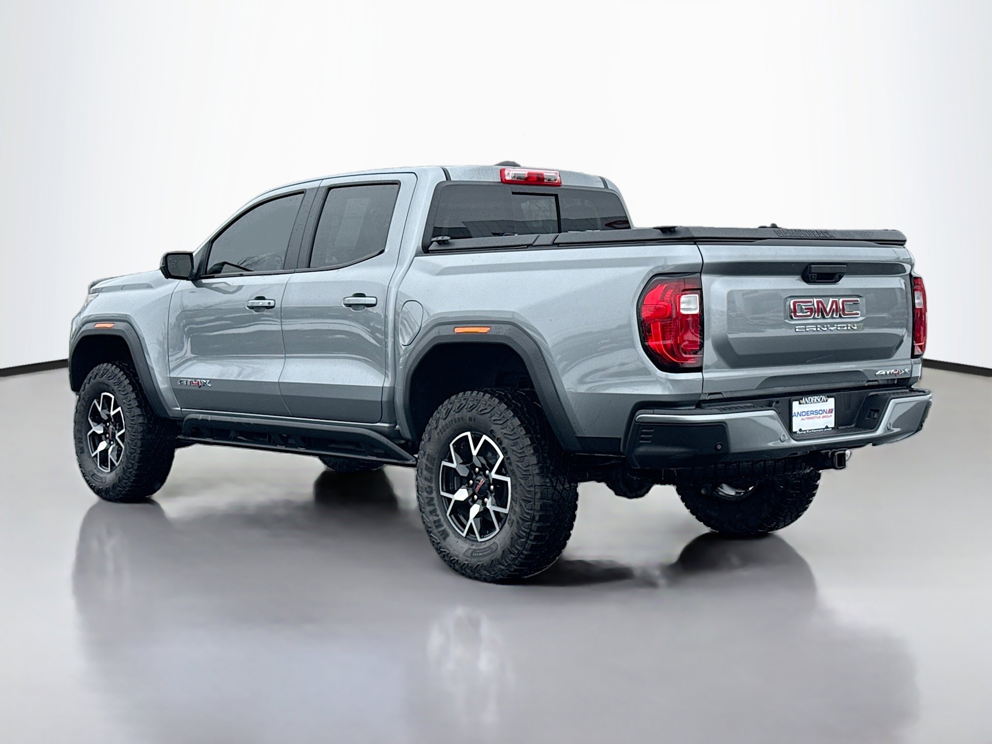 Used 2024 GMC Canyon AT4X image 13