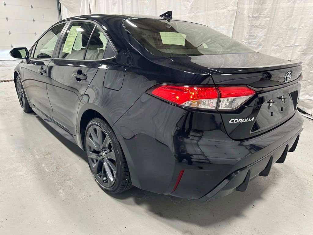 Used 2025 Toyota Corolla SE FWD image 5