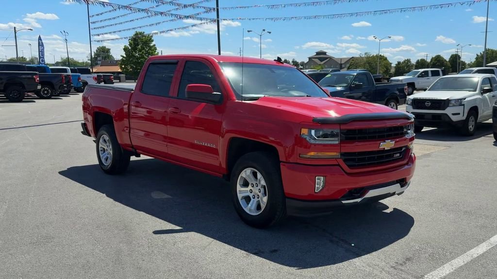 Used 2018 Chevrolet Silverado 1500 LT w/ All Star Edition AWD/4WD image 9