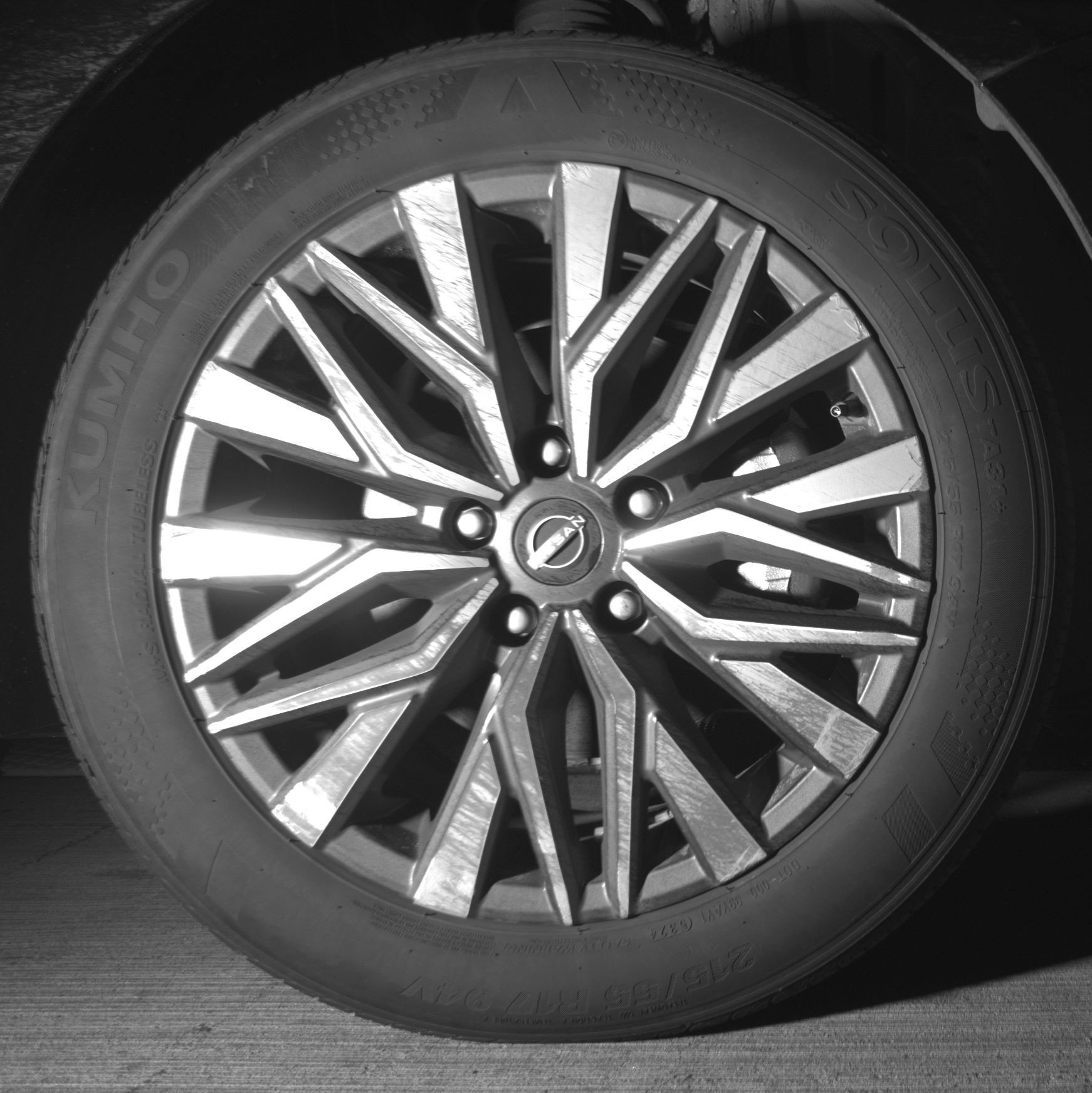Used 2025 Nissan Altima 2.5 SV FWD image 13
