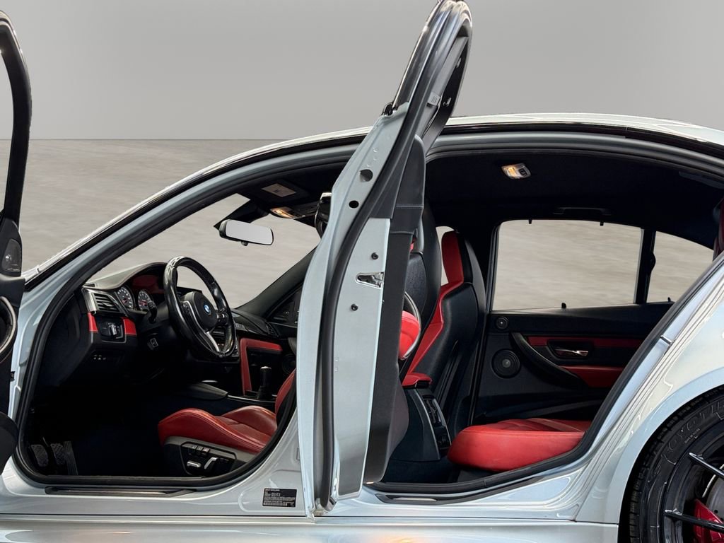 Used 2017 BMW M3 image 23