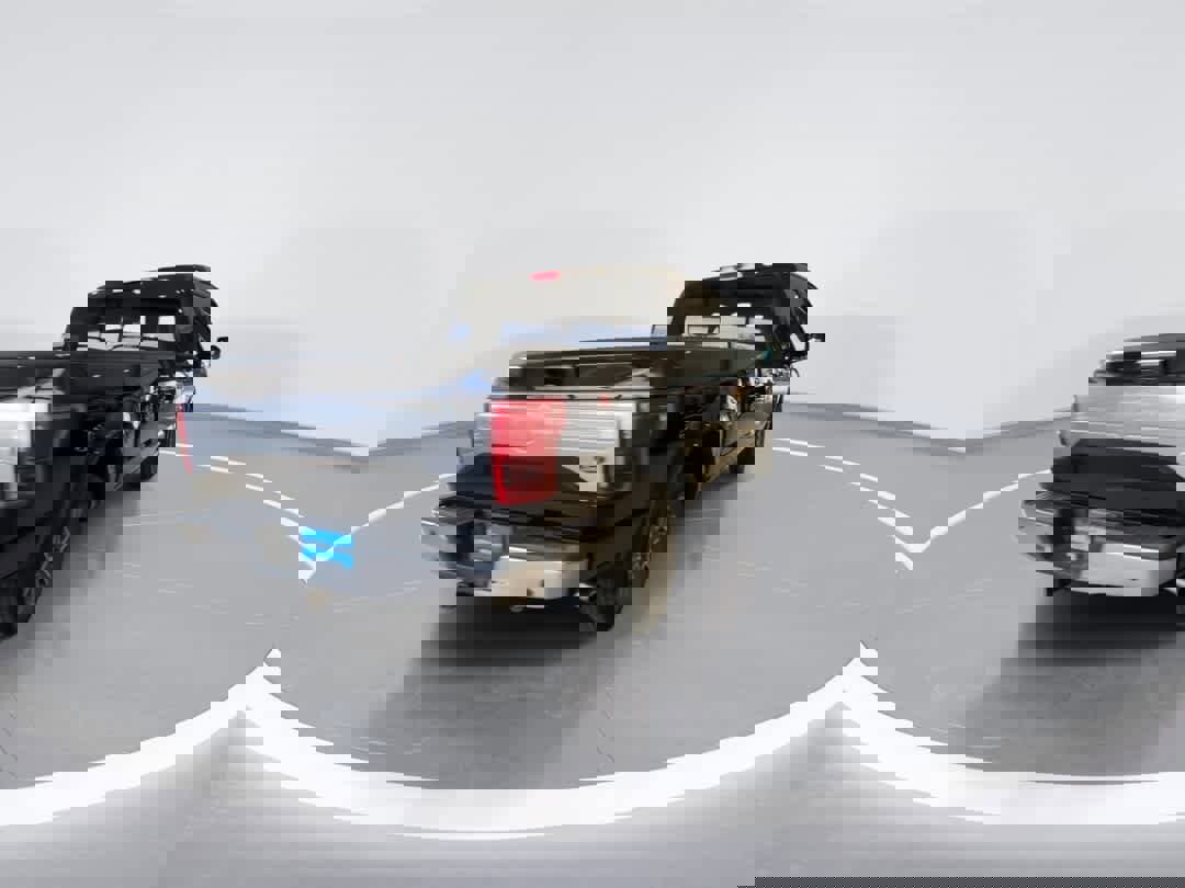 Used 2016 Ford F150 King Ranch w/ Equipment Group 601A Luxury image 8