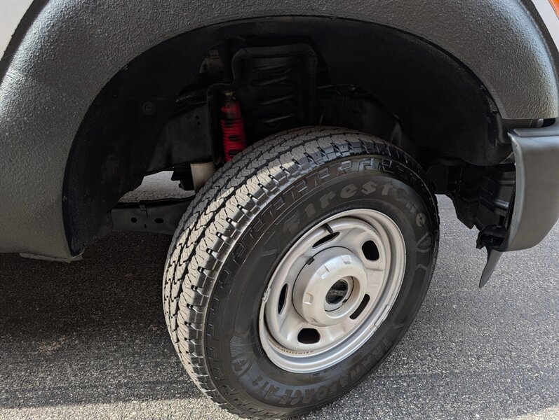 Used 2015 Ford F250 XL w/ Power Equipment Group AWD/4WD image 38