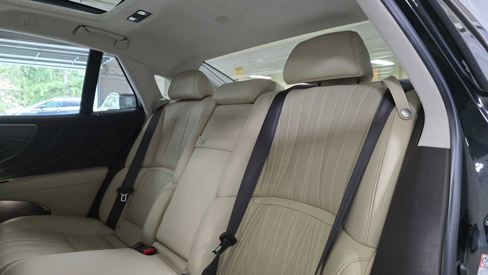 Used 2020 Lexus LS 500 AWD w/ Interior Upgrade Package image 17