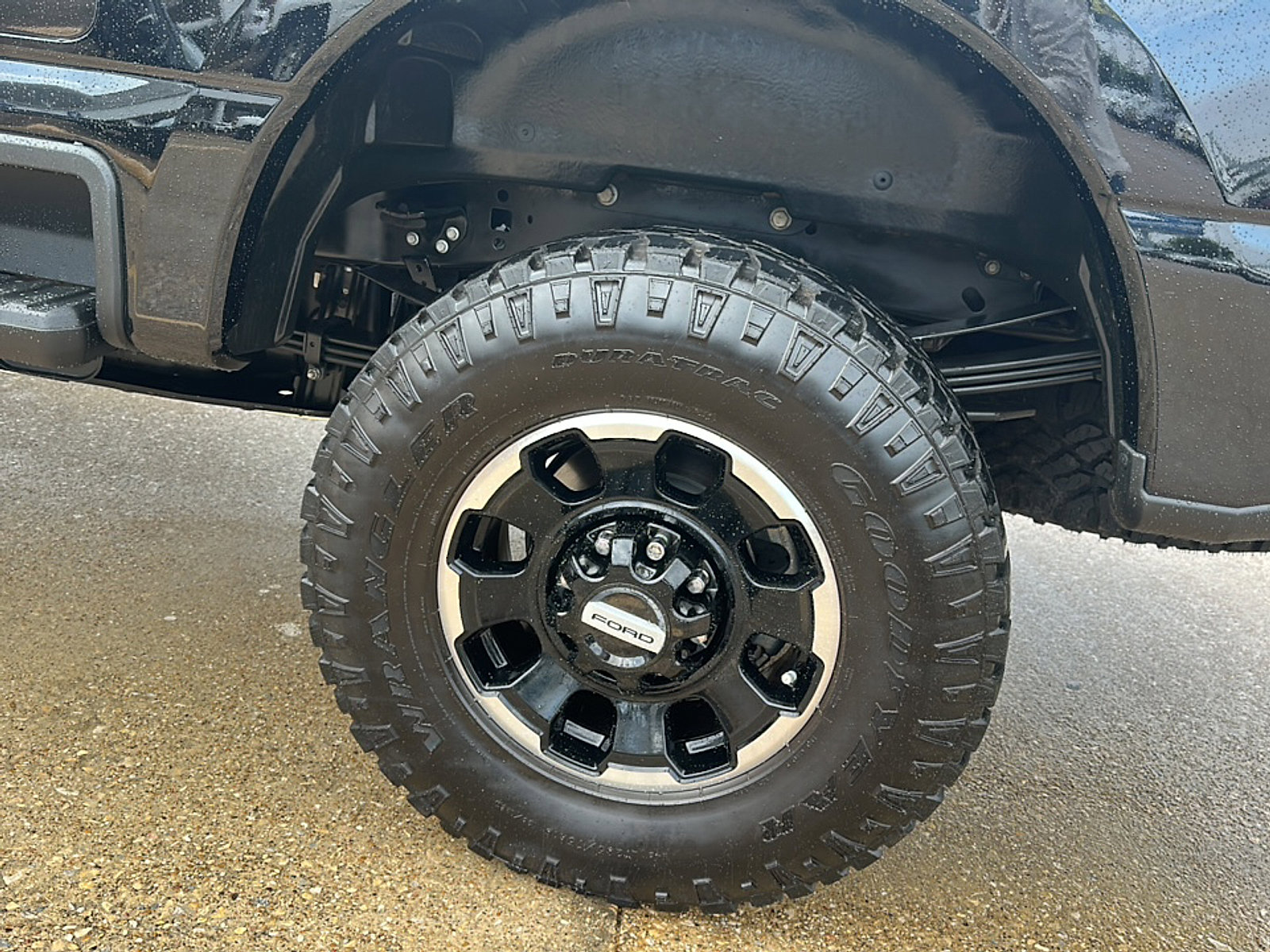 Used 2026 Ford F250 Lariat w/ Tremor Off-Road Package AWD/4WD image 10