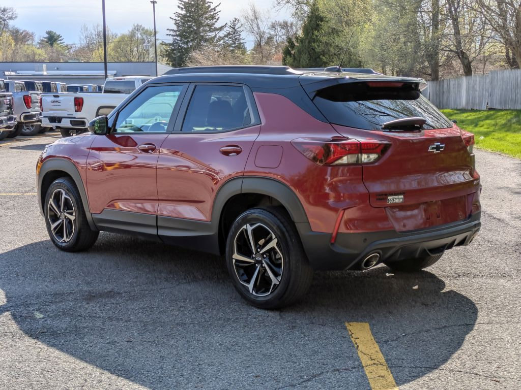 Used 2021 Chevrolet TrailBlazer RS w/ Technology Package AWD/4WD image 5