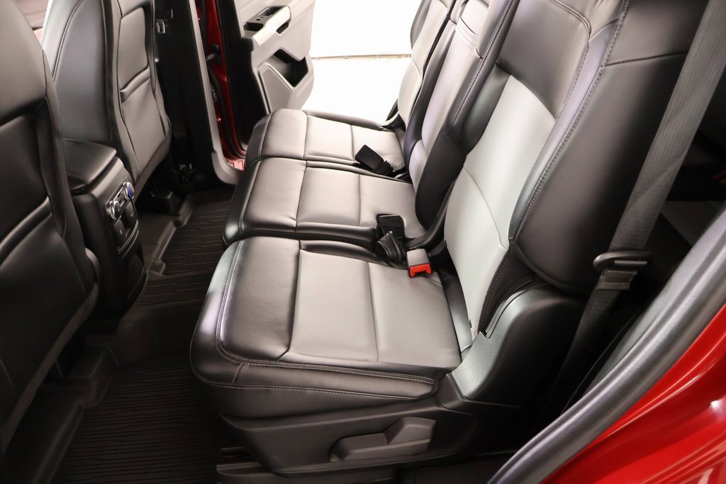 Used 2022 Ford Explorer XLT w/ Equipment Group 202A image 13