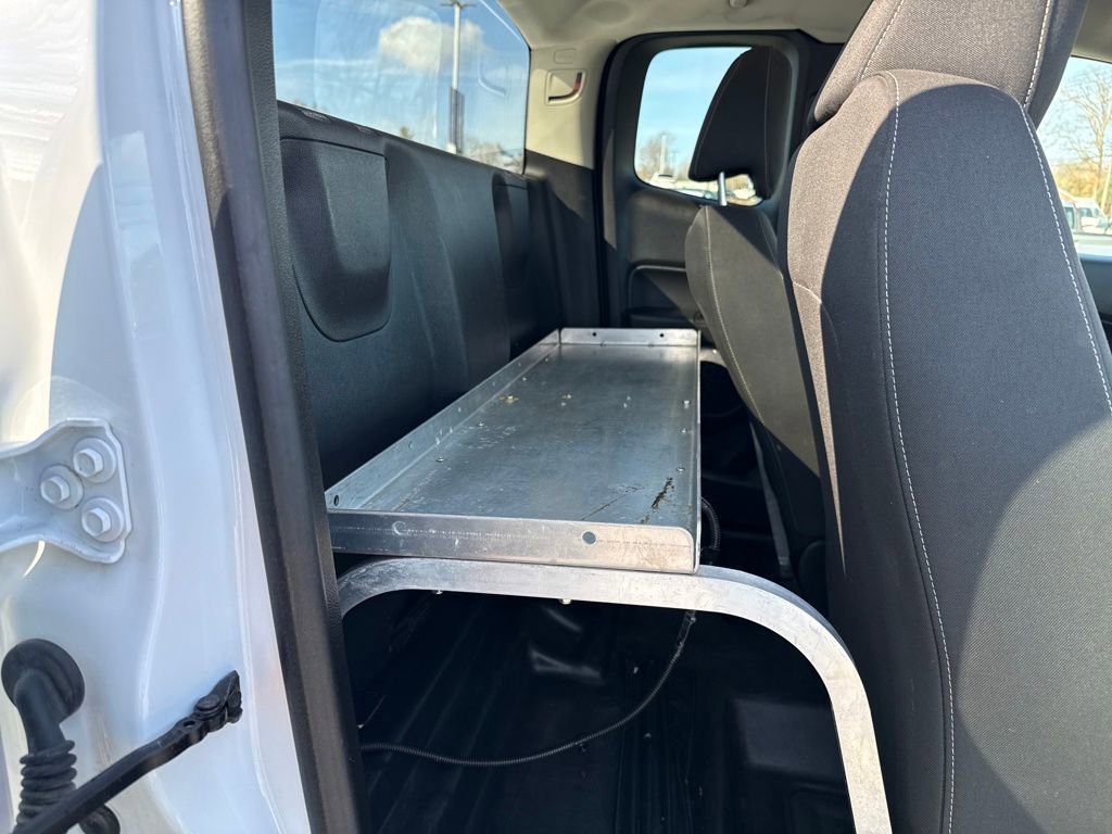 Used 2022 Chevrolet Colorado LT w/ Fleet Safety Package image 19