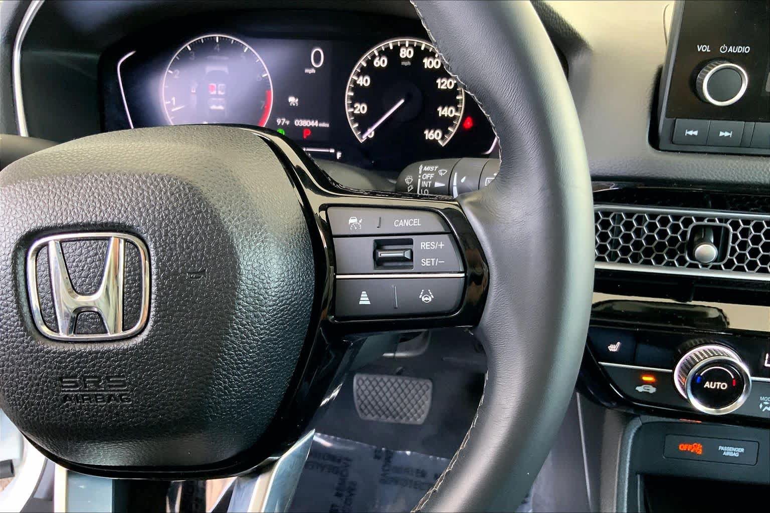 Used 2024 Honda Civic EX-L image 25