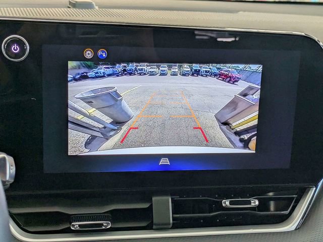 Used 2025 Chevrolet Equinox LT FWD image 19