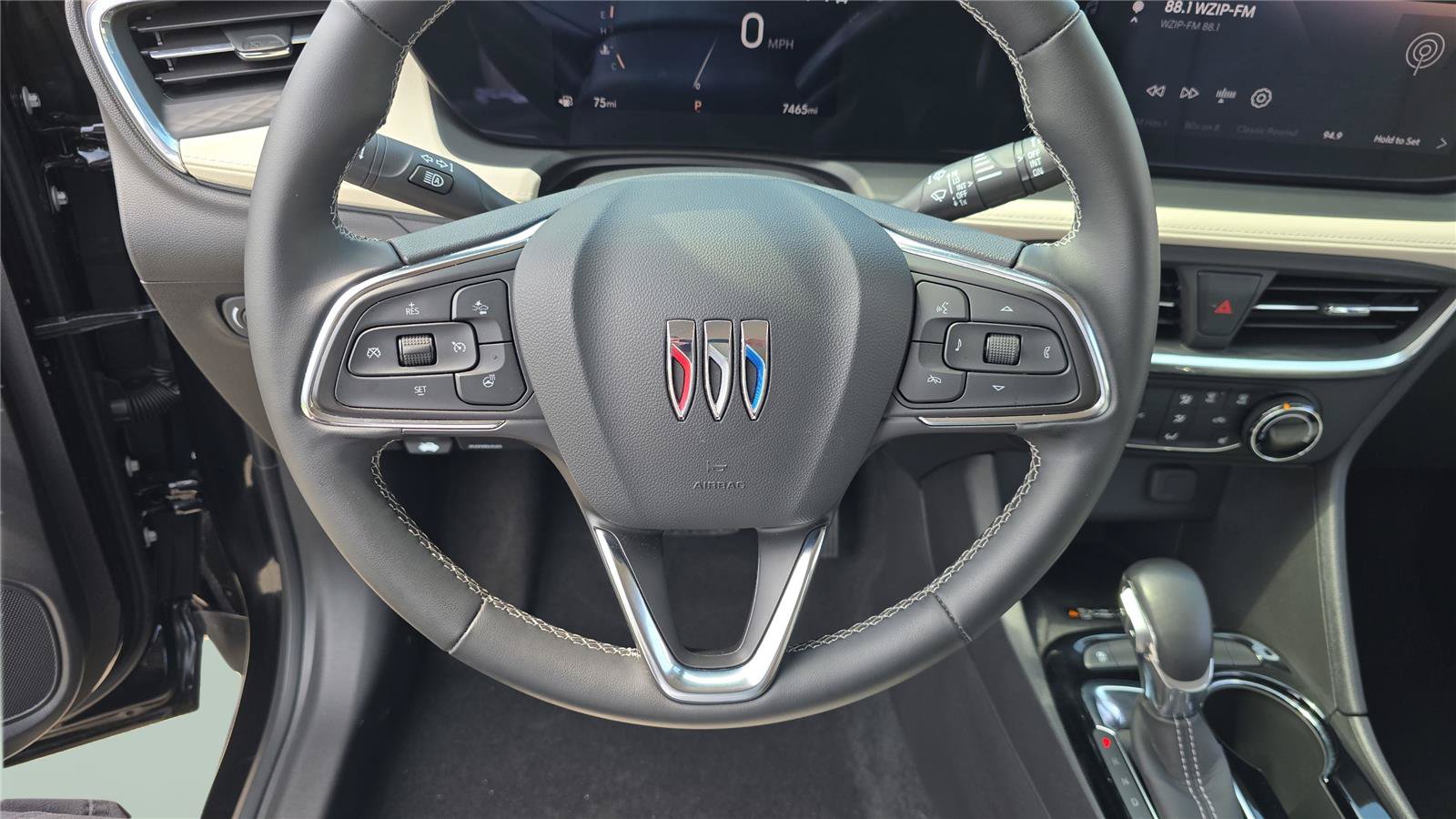 Used 2025 Buick Encore GX Preferred w/ Advanced Technology Package FWD image 27
