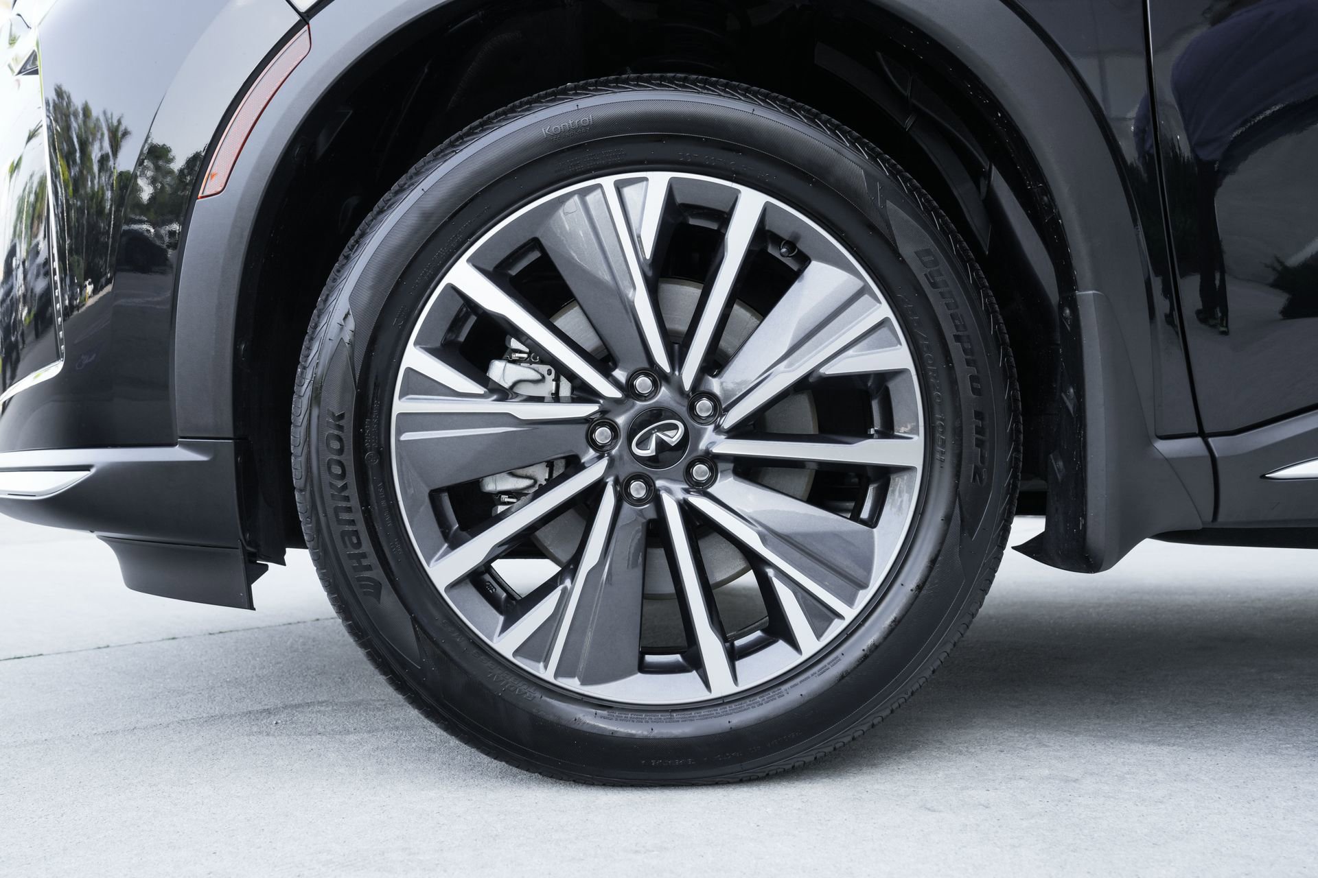 Certified 2026 INFINITI QX60 Luxe w/ Cargo Package image 29