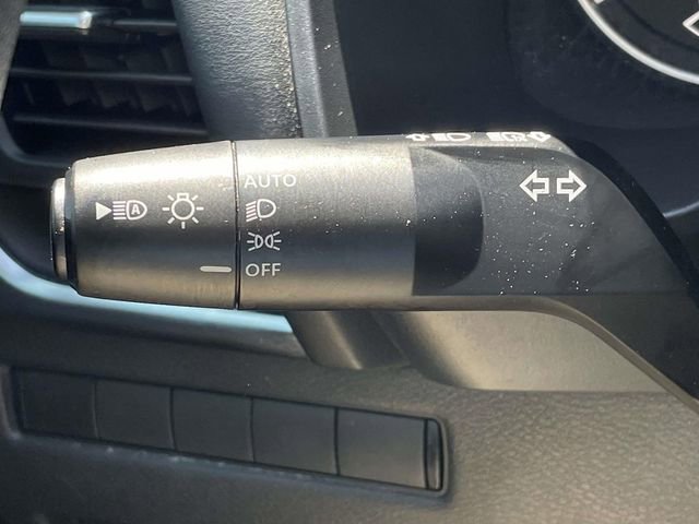 Used 2021 Nissan Rogue S FWD image 30