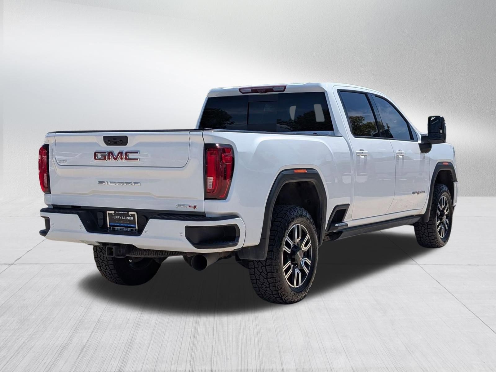 Certified 2021 GMC Sierra 3500 AT4 w/ AT4 Premium Plus Package AWD/4WD image 5
