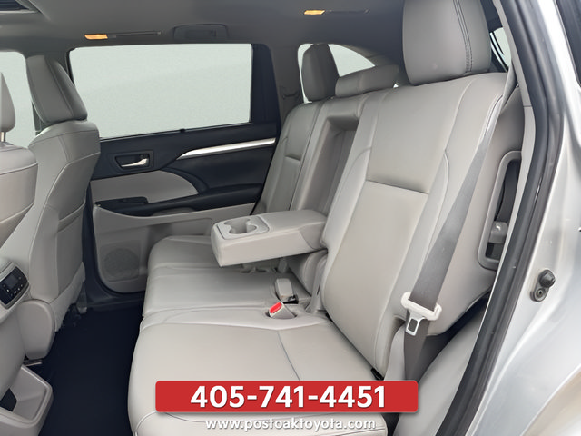 Used 2019 Toyota Highlander XLE w/ Protection Package #3 AWD/4WD image 27