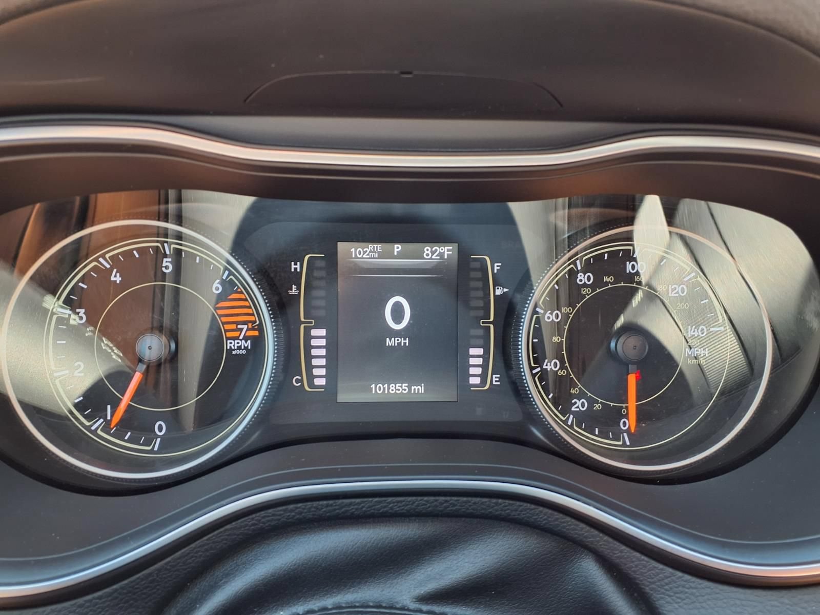 Used 2020 Jeep Cherokee Latitude Plus FWD image 19