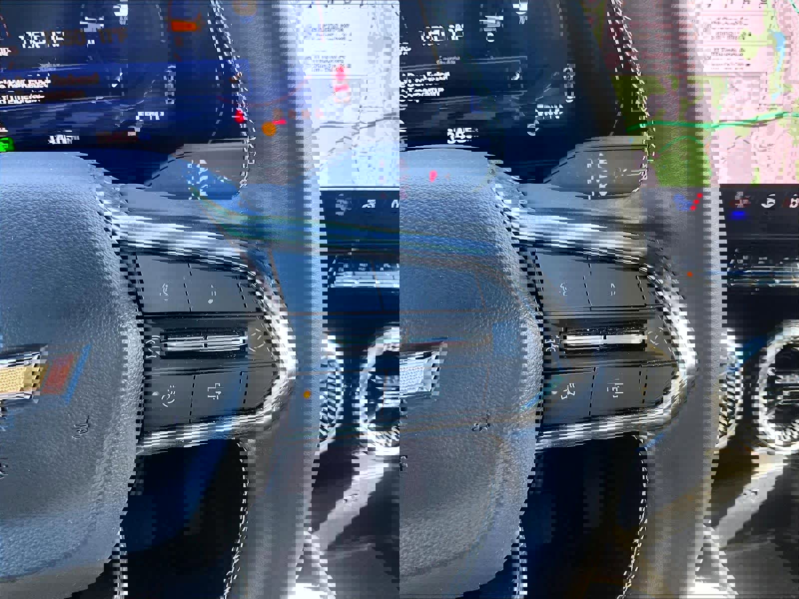 Used 2024 Chevrolet Blazer EV LT image 23