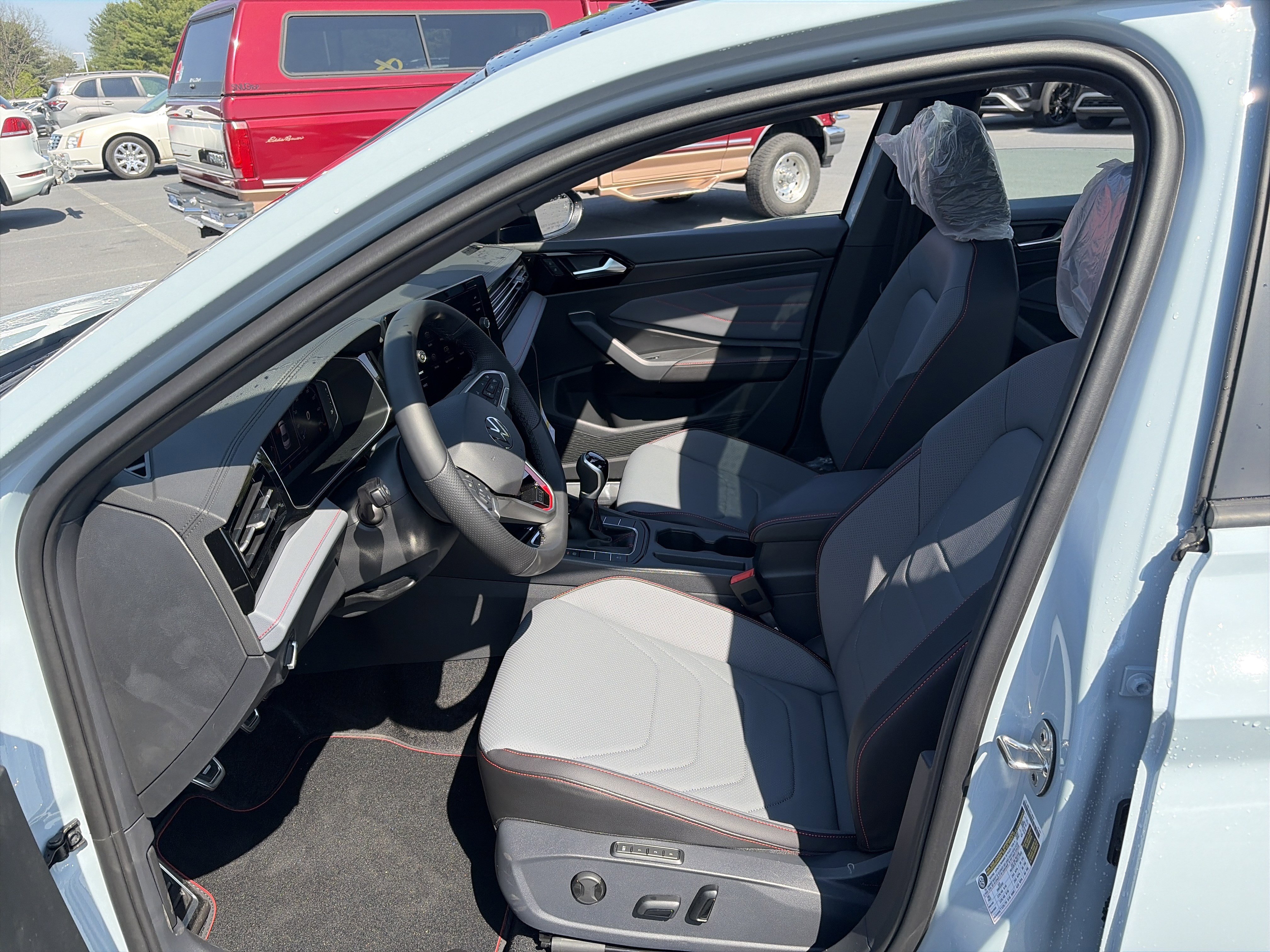 New 2026 Volkswagen Jetta GLI Autobahn FWD image 14