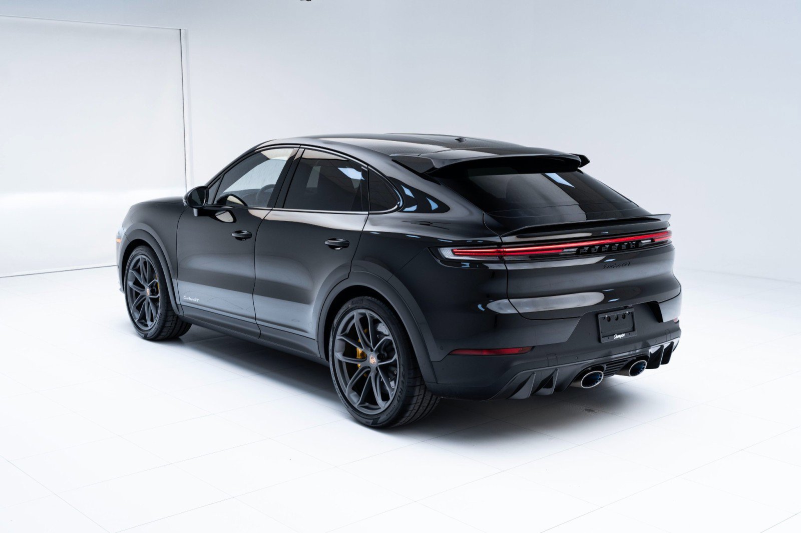 New 2026 Porsche Cayenne Turbo GT image 3
