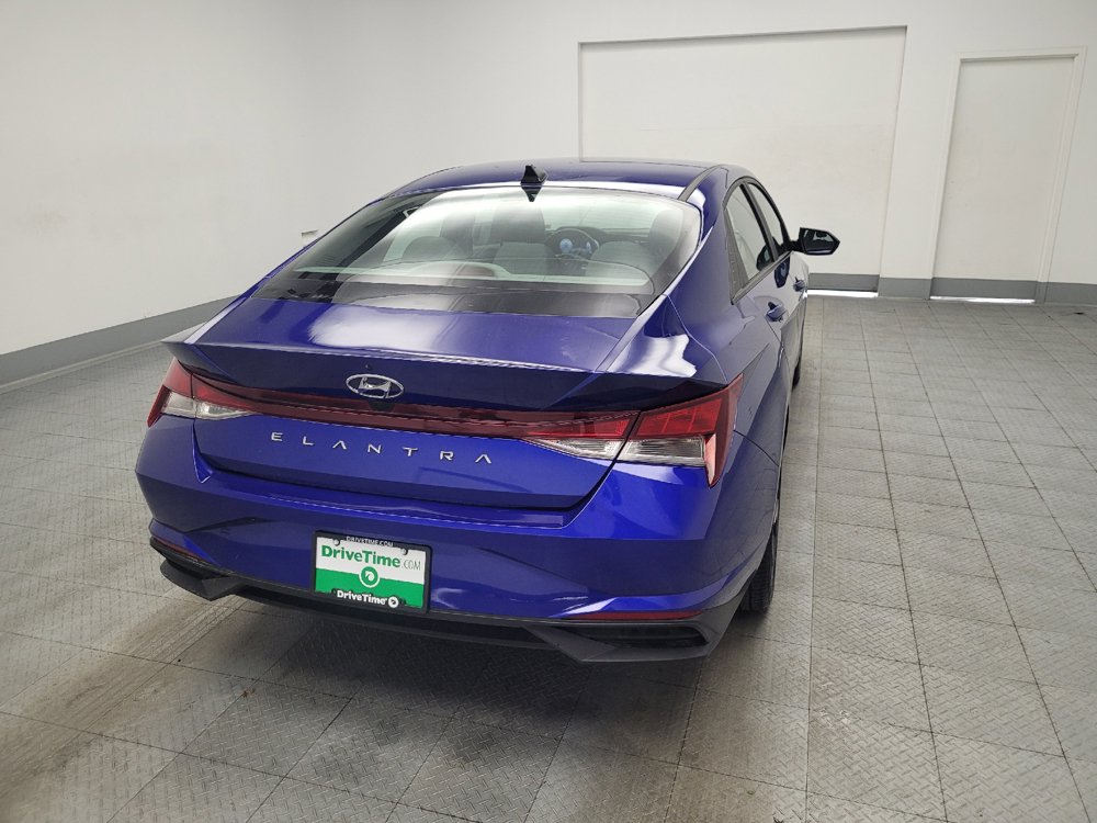 Used 2023 Hyundai Elantra SEL w/ Convenience Package FWD image 7