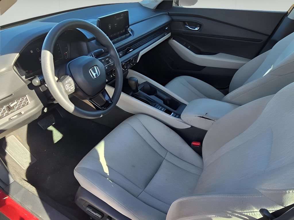 Used 2023 Honda Accord EX image 25