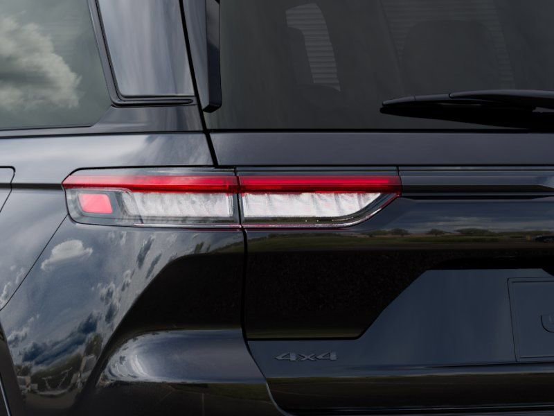 New 2025 Jeep Grand Cherokee Summit w/ Obsidian Package image 16