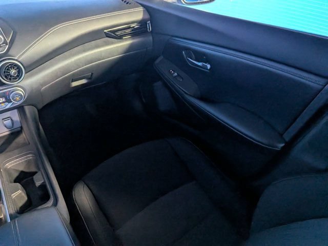 Used 2021 Nissan Sentra SV FWD image 17