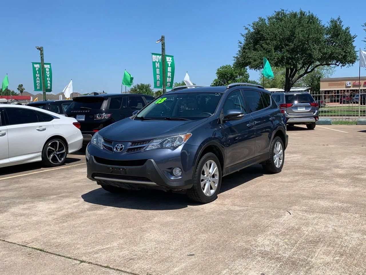 Used 2013 Toyota RAV4 Limited AWD/4WD image 4