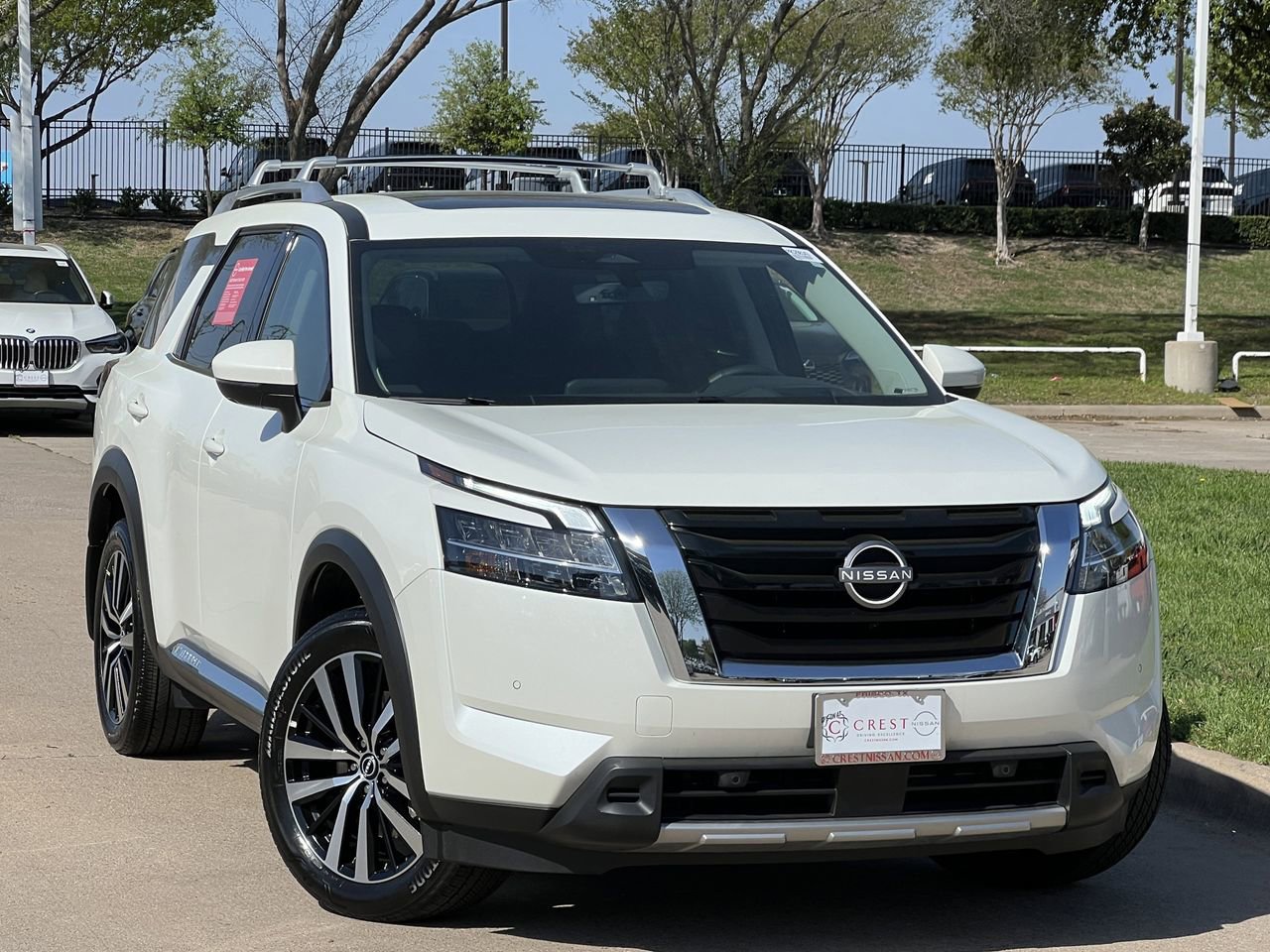 Certified 2024 Nissan Pathfinder Platinum w/ Cargo Package FWD image 2
