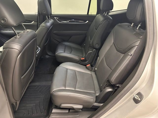 Used 2020 Cadillac XT6 Premium Luxury AWD/4WD image 15