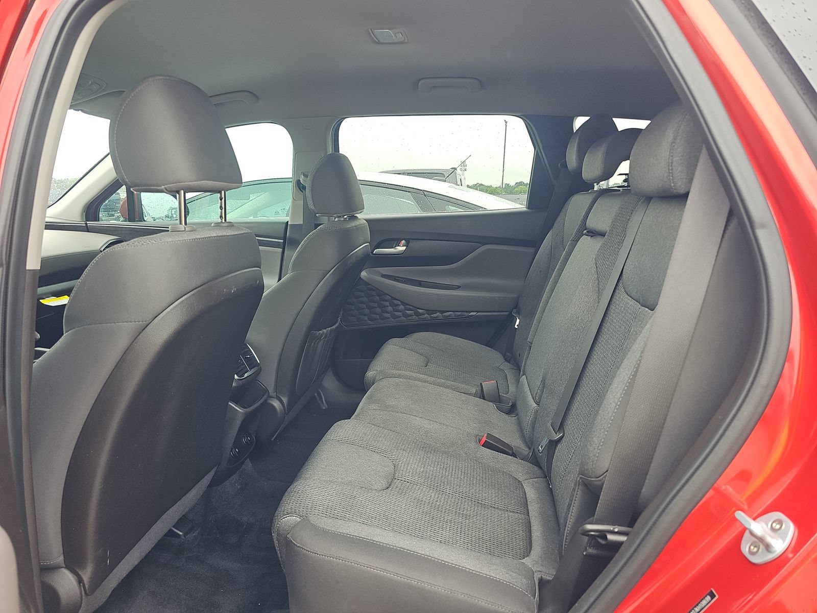 Used 2019 Hyundai Santa Fe SEL FWD image 10